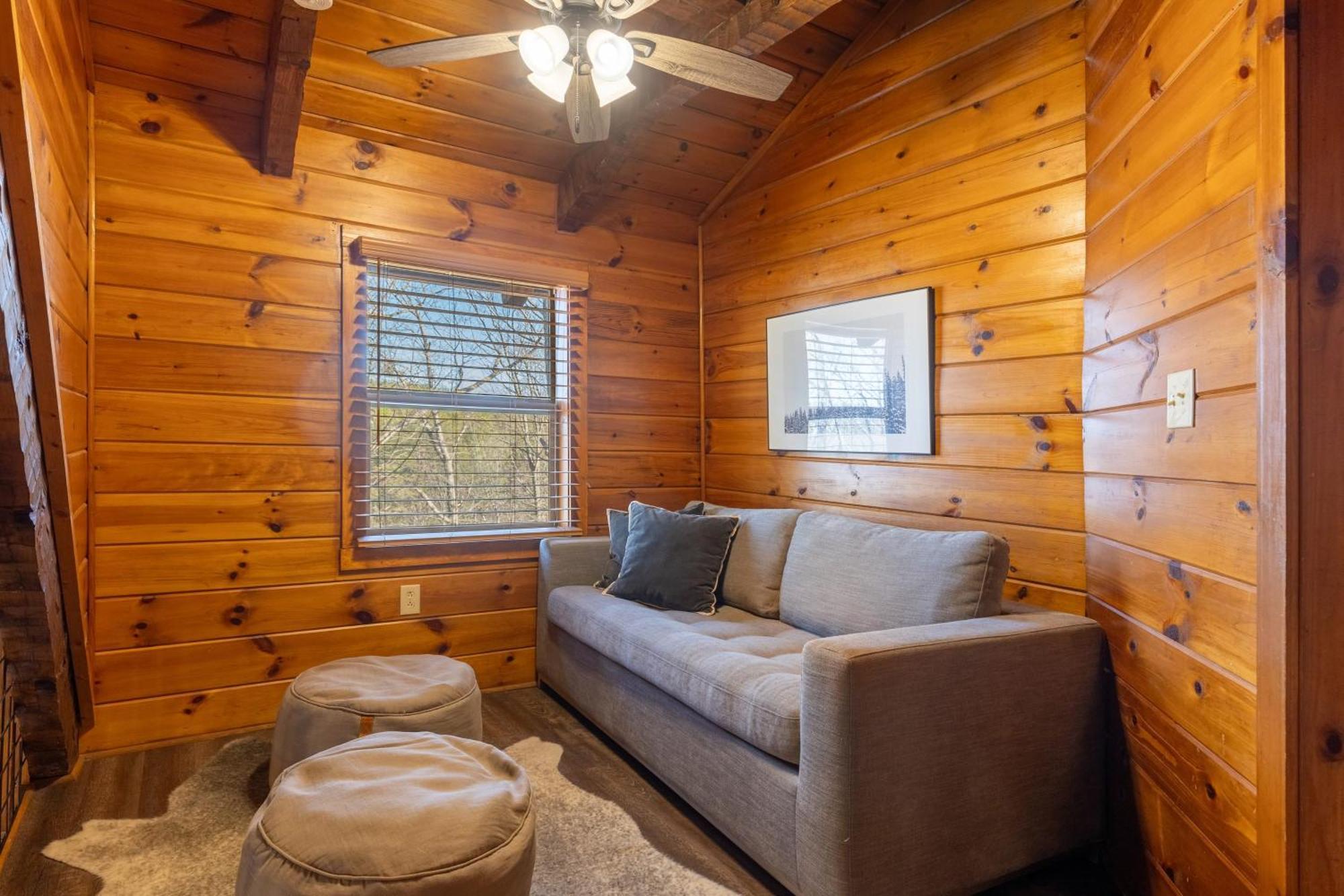 Dudley II By Avantstay Comfortable Cabin W Hot Tub Views Пиджен-Фордж Экстерьер фото